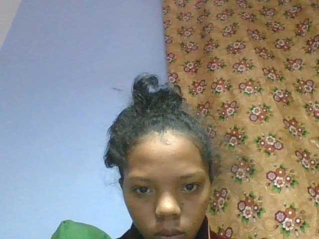rosah1a live cam on BongaCams