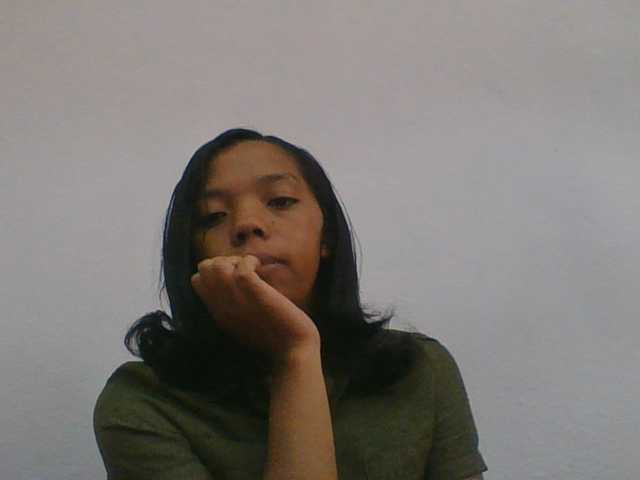 rosah1a live cam on BongaCams