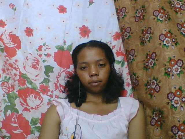 rosah1a live cam on BongaCams