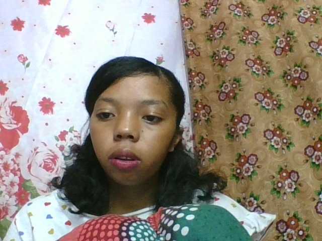 rosah1a live cam on BongaCams
