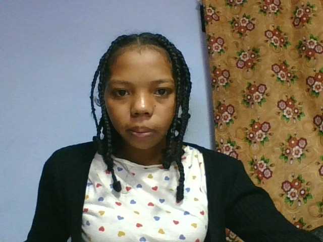 rosah1a live cam on BongaCams