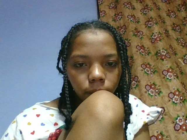 rosah1a live cam on BongaCams
