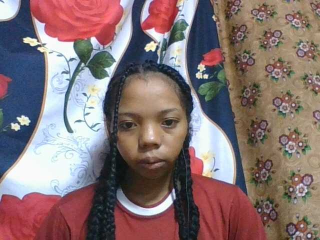 rosah1a live cam on BongaCams