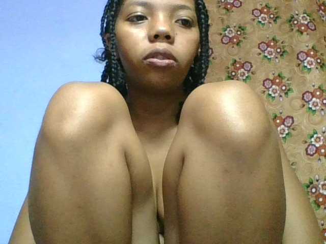 rosah1a live cam on BongaCams