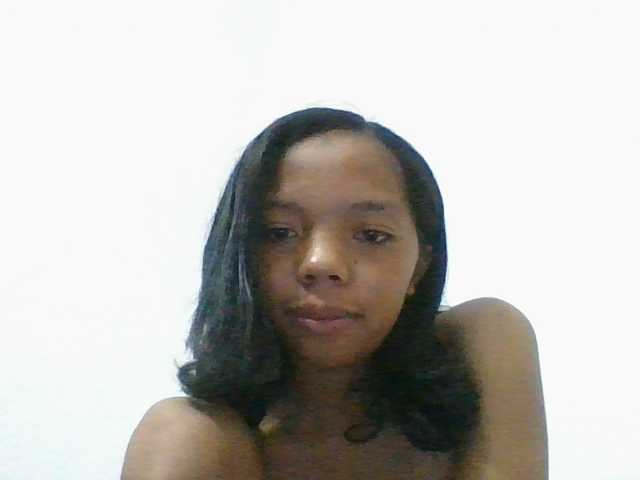 rosah1a live cam on BongaCams