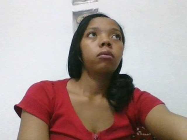 rosah1a, en vivo ahora en BongaCams