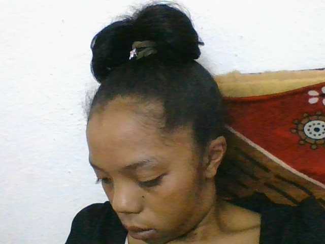 rosah1a live cam on BongaCams