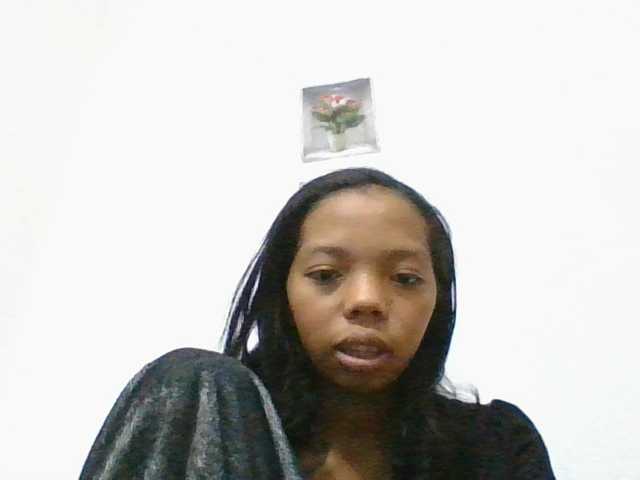 rosah1a live cam on BongaCams