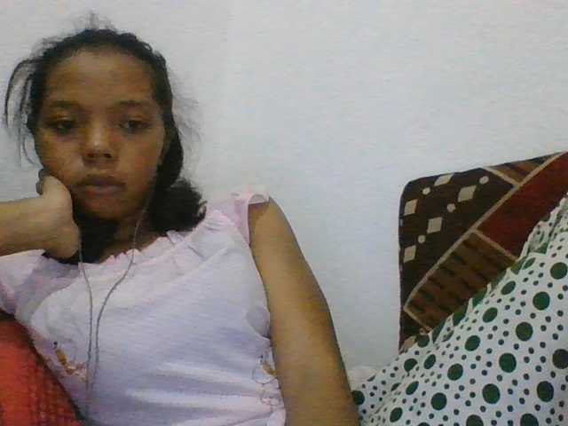 rosah1a live cam on BongaCams