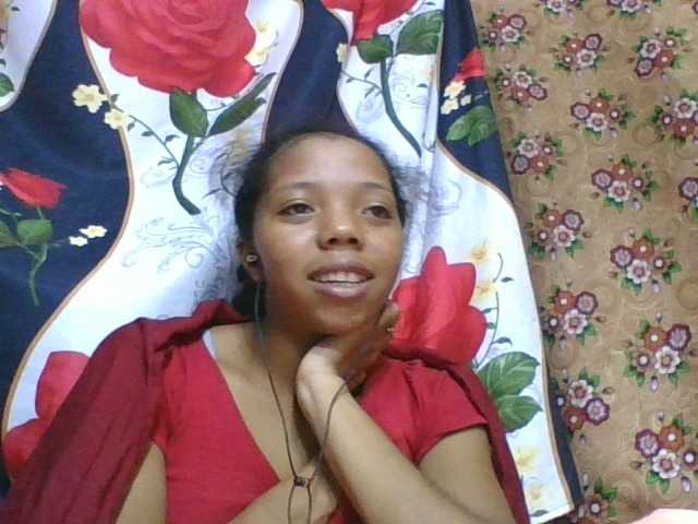 rosah1a live cam on BongaCams