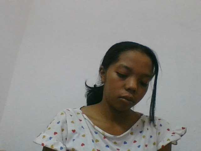 rosah1a live cam on BongaCams