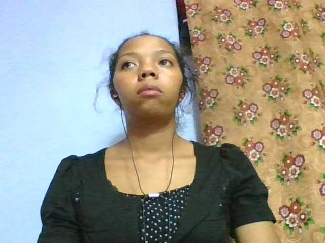 rosah1a live cam on BongaCams