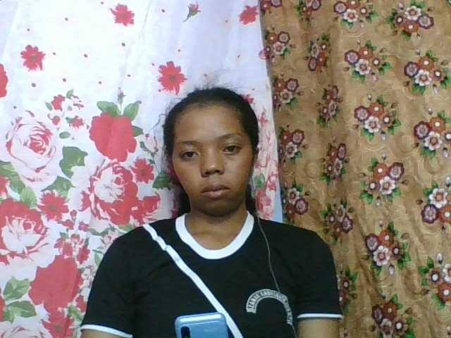 rosah1a live cam on BongaCams