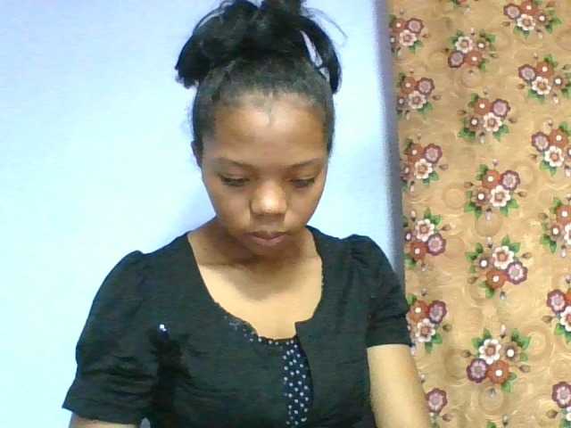 rosah1a live cam on BongaCams