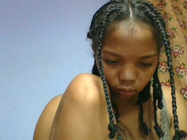 rosah1a live cam on BongaCams
