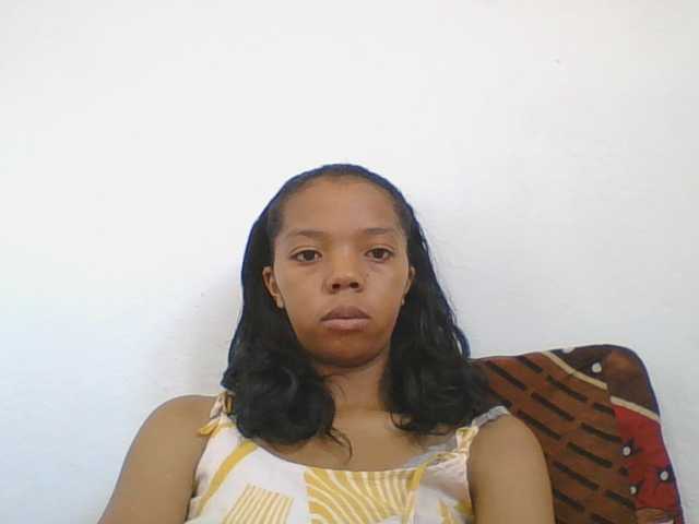 rosah1a live cam on BongaCams