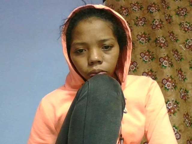 rosah1a live cam on BongaCams