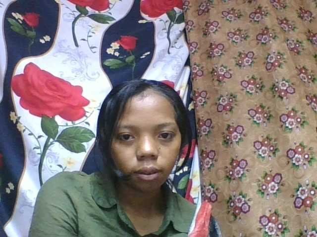 rosah1a live cam on BongaCams