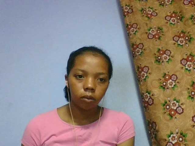 rosah1a live cam on BongaCams