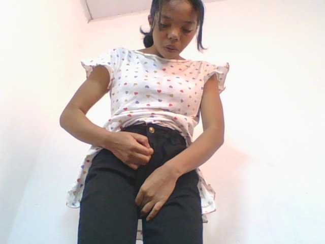 rosah1a, live now on BongaCams