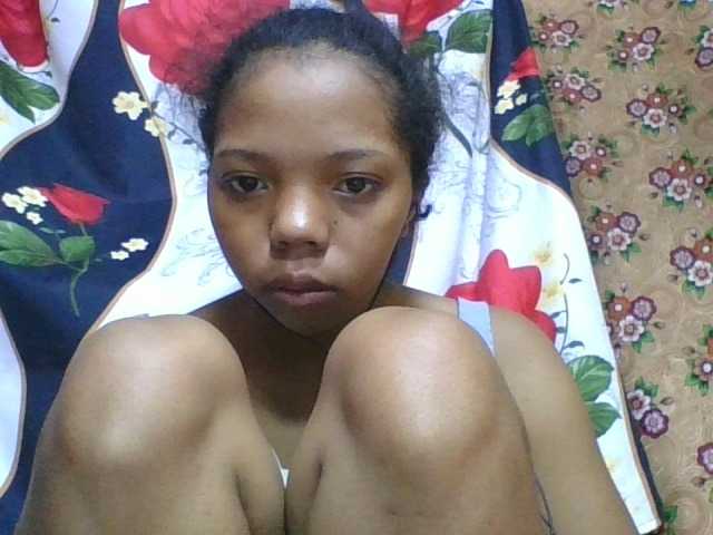 rosah1a live cam on BongaCams