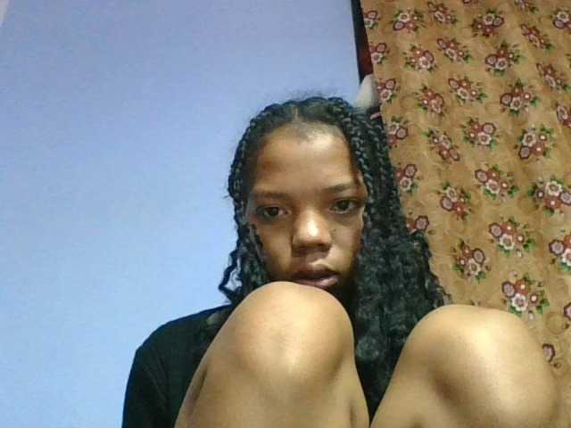 rosah1a live cam on BongaCams