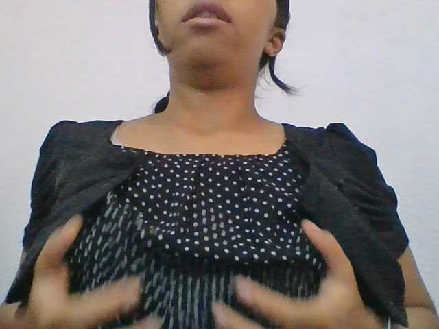 rosah1a live cam on BongaCams