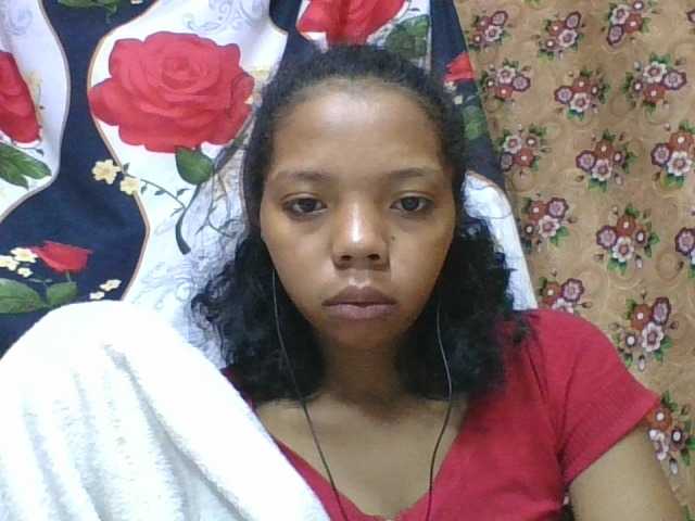 rosah1a live cam on BongaCams
