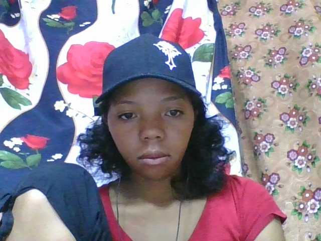 rosah1a live cam on BongaCams