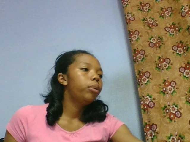 rosah1a live cam on BongaCams