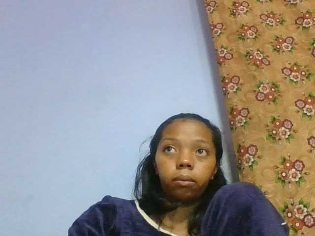 rosah1a live cam on BongaCams