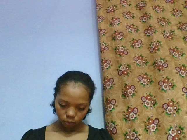 rosah1a live cam on BongaCams
