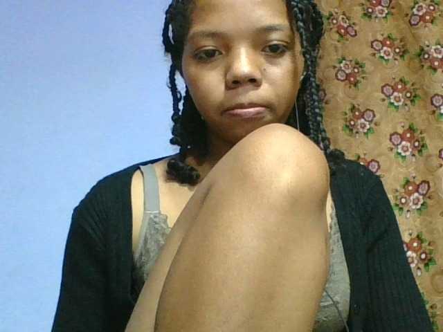 rosah1a live cam on BongaCams