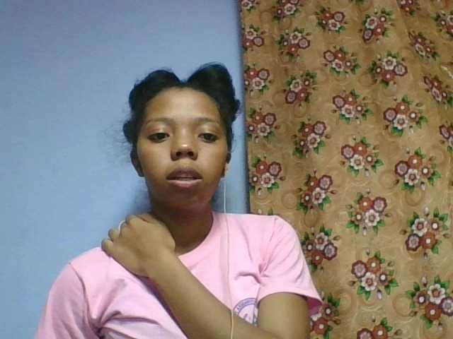 rosah1a live cam on BongaCams