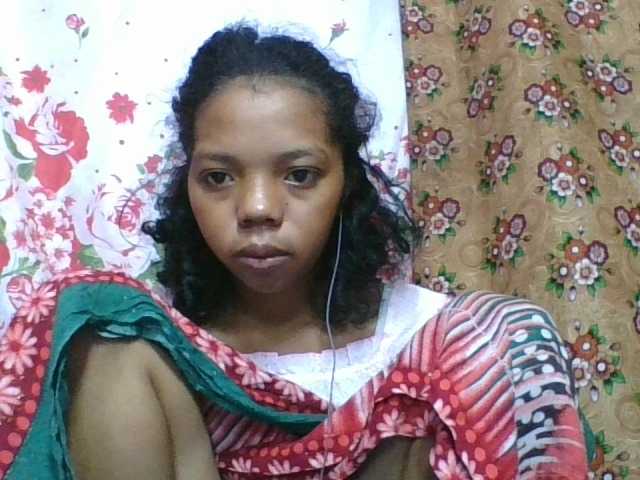rosah1a live cam on BongaCams