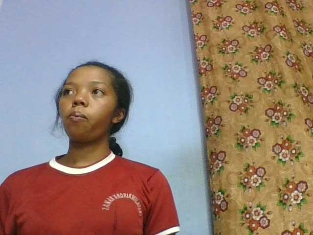rosah1a live cam on BongaCams