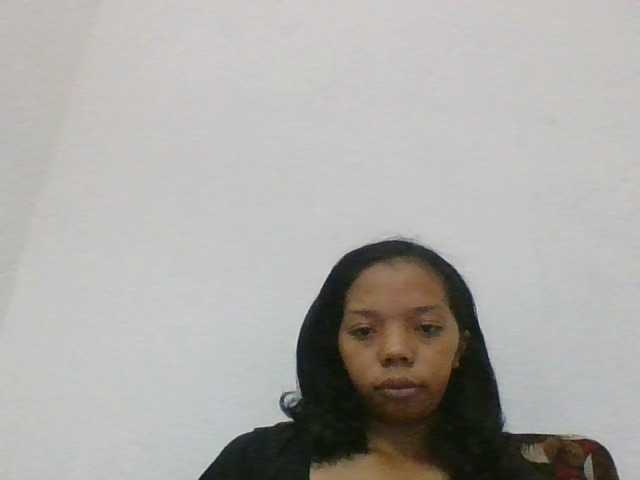 rosah1a live cam on BongaCams