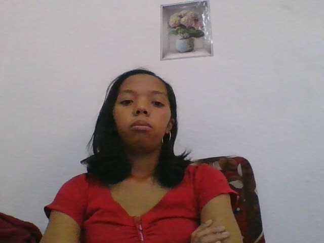 rosah1a, en directo ahora en BongaCams