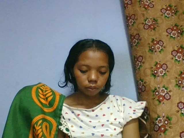 rosah1a live cam on BongaCams