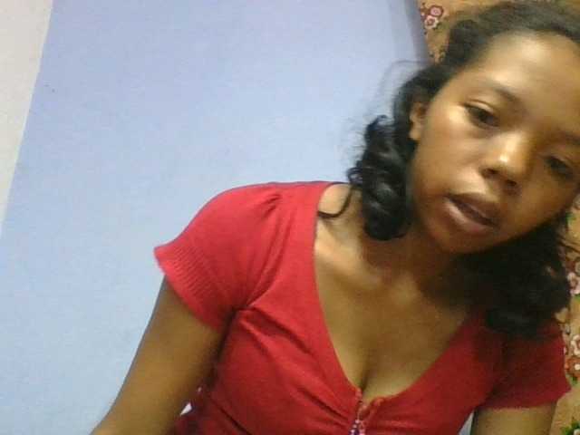 rosah1a live cam on BongaCams