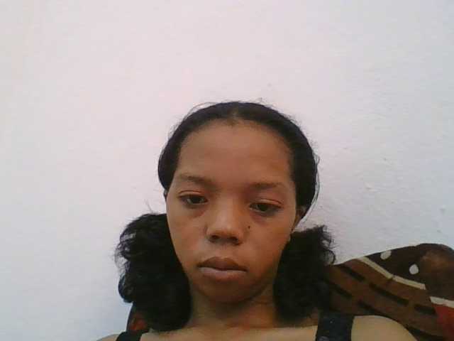 rosah1a live cam on BongaCams
