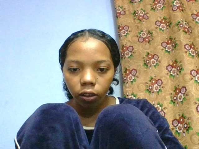 rosah1a live cam on BongaCams