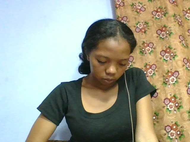 rosah1a live cam on BongaCams