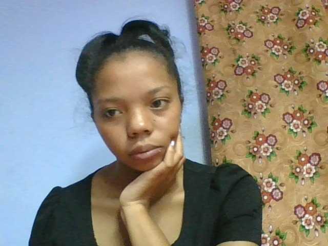 rosah1a live cam on BongaCams
