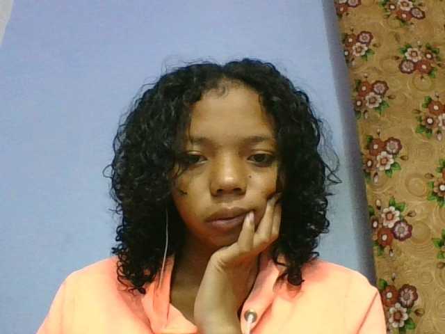 rosah1a live cam on BongaCams