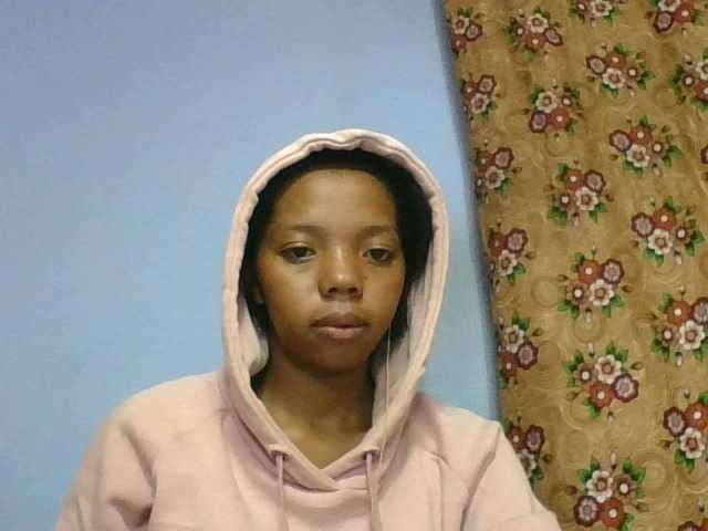rosah1a live cam on BongaCams