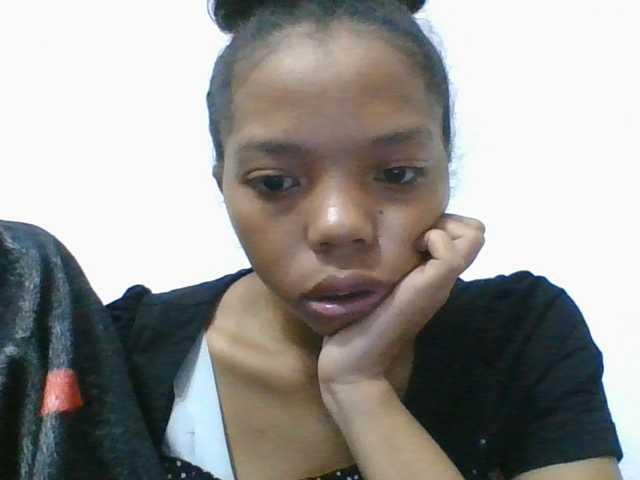 rosah1a live cam on BongaCams