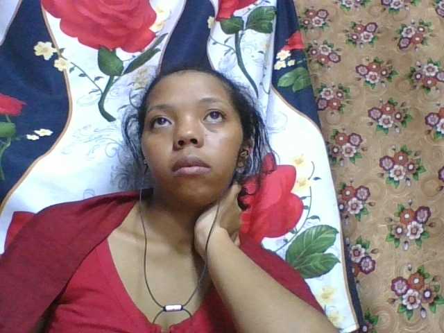 rosah1a live cam on BongaCams