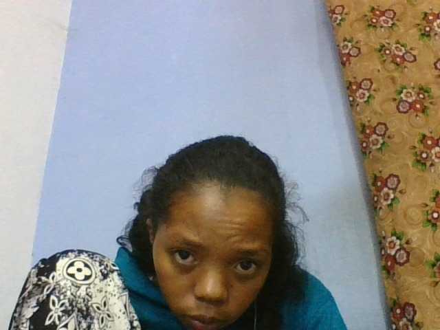 rosah1a live cam on BongaCams
