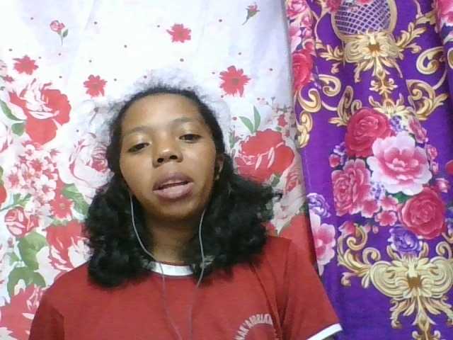 rosah1a live cam on BongaCams